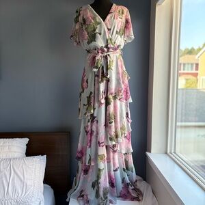 SLNY Floral Evening Maxi Tiered Hem V-Neck Short Sleeve Wrap Style Dress